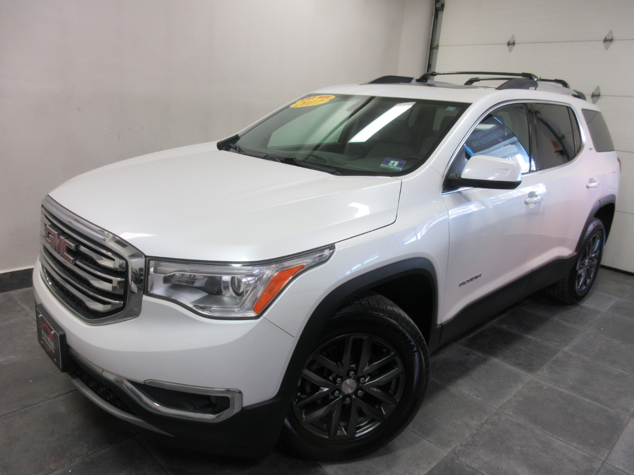 GMC Acadia AWD 4dr SLT w/SLT-1 2017