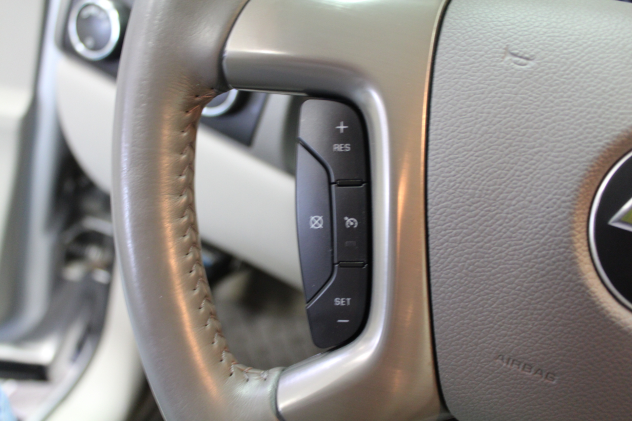 Chevrolet Silverado 1500 4WD Ext Cab 143.5" LTZ 2013