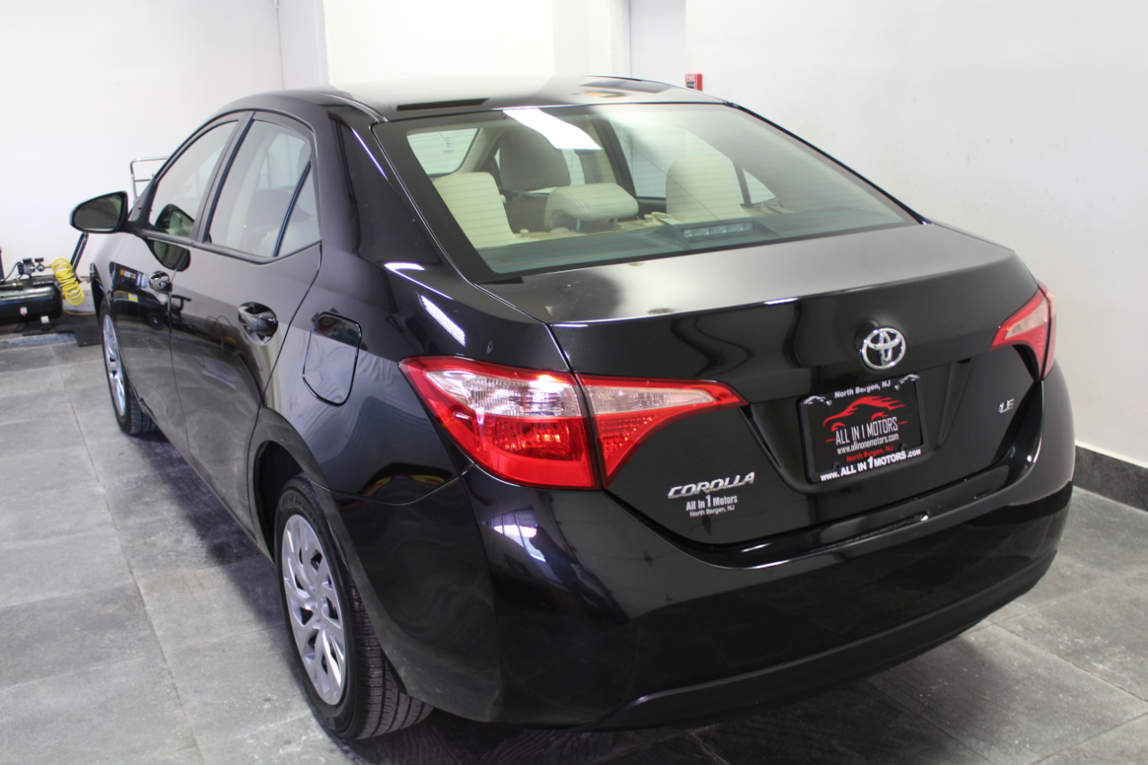 Toyota Corolla LE CVT (Natl) 2017