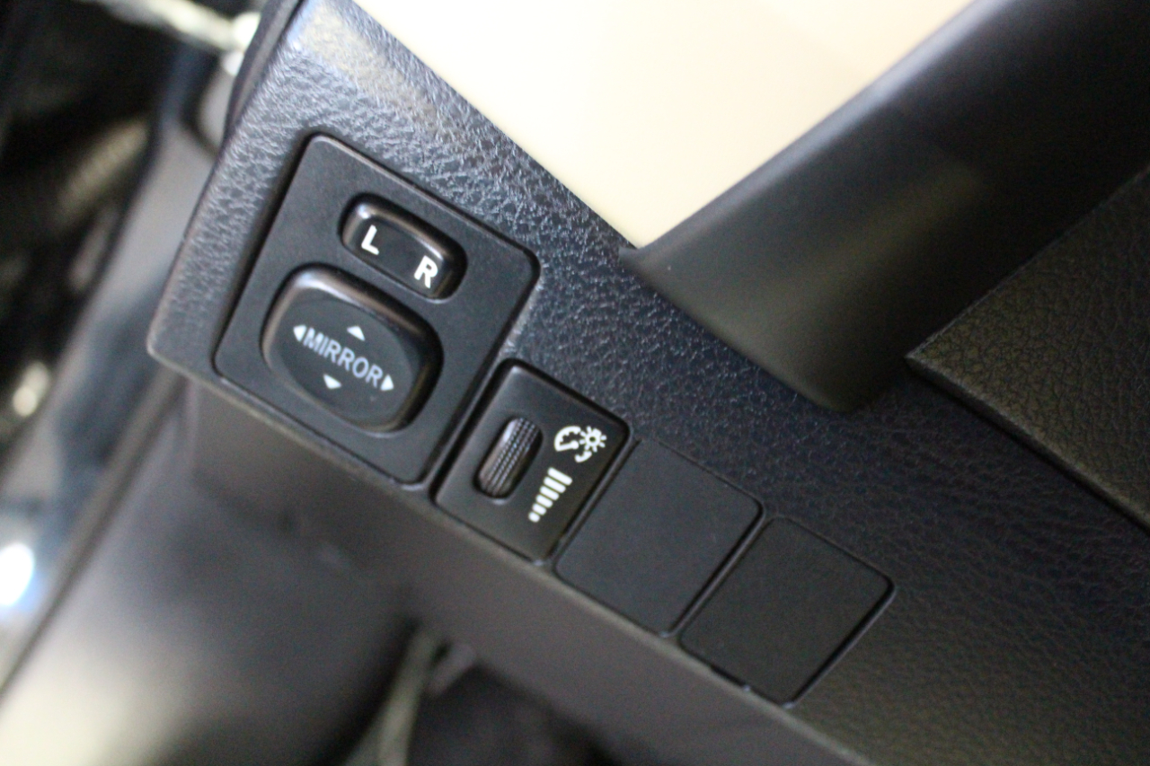 Toyota Corolla LE CVT (Natl) 2017