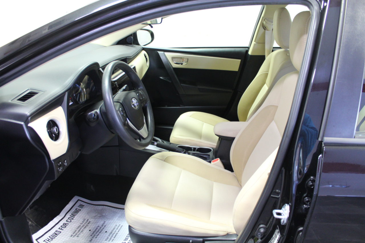 Toyota Corolla LE CVT (Natl) 2017