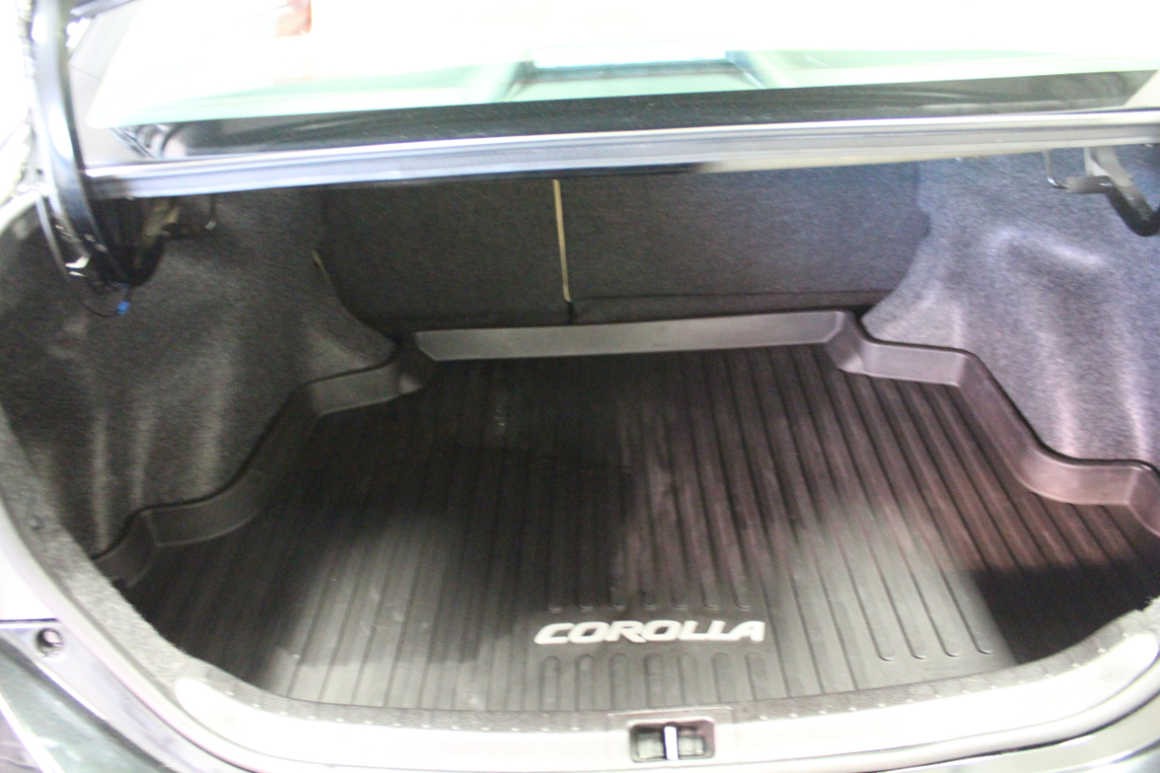 Toyota Corolla LE CVT (Natl) 2017