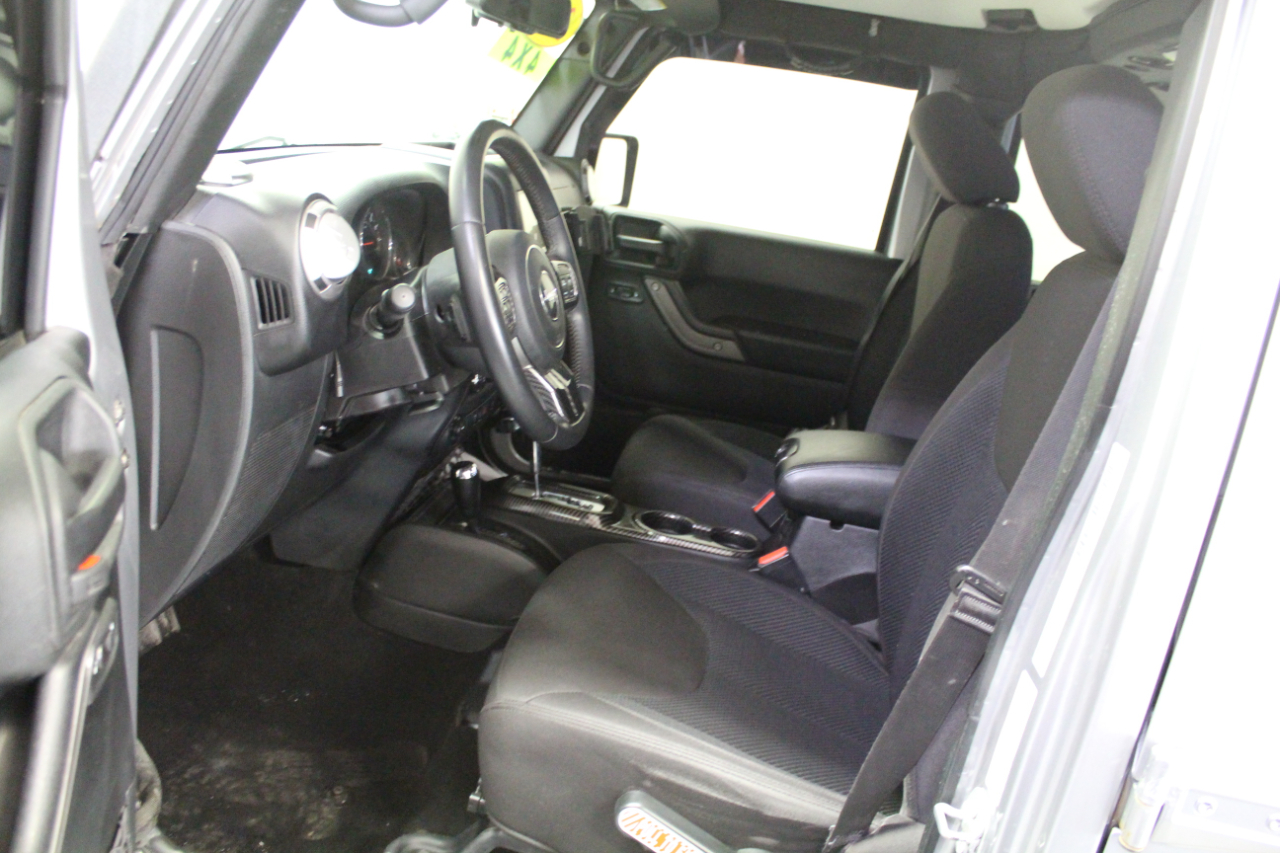 Jeep Wrangler Unlimited Big Bear 4x4 *Ltd Avail* 2017