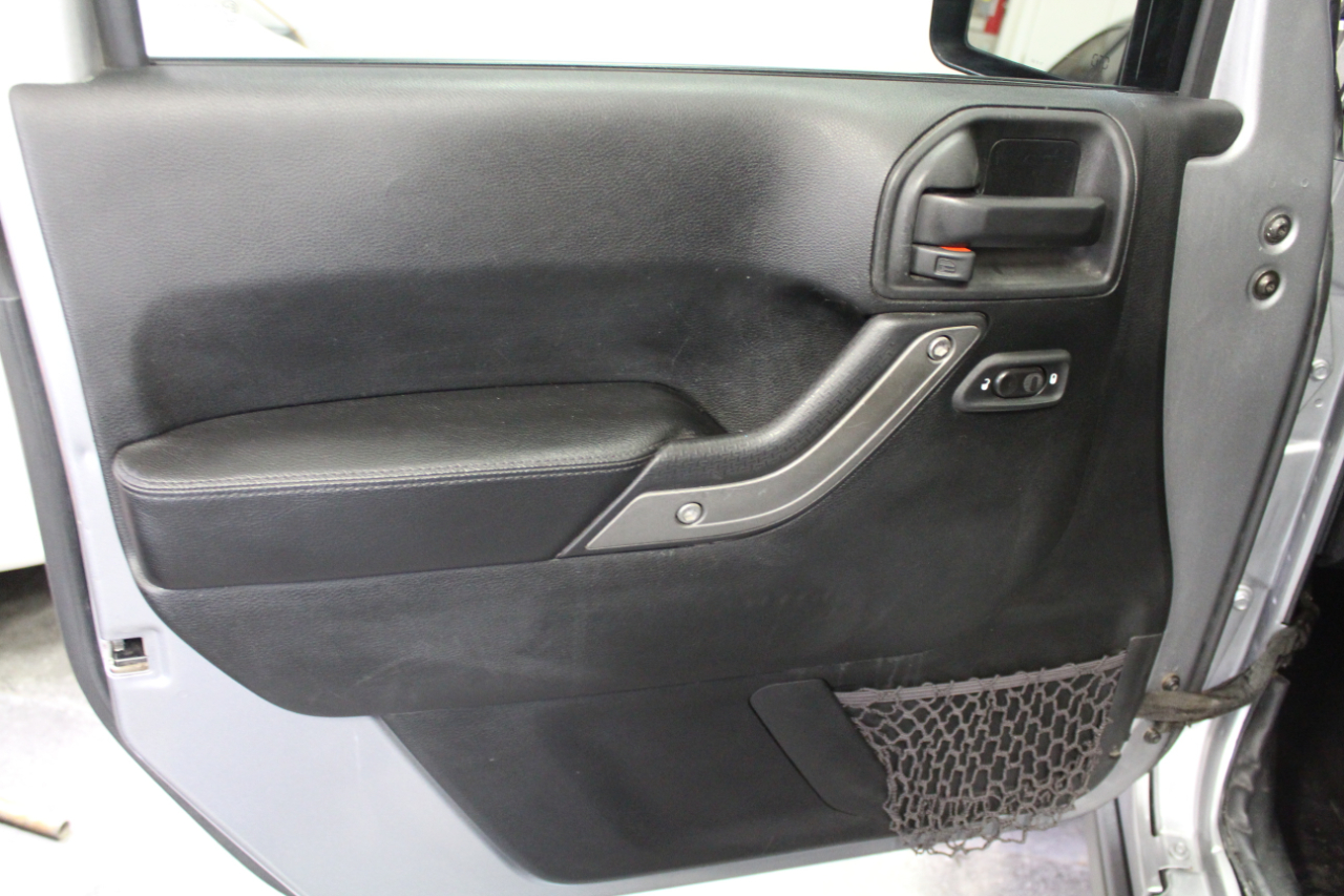 Jeep Wrangler Unlimited Big Bear 4x4 *Ltd Avail* 2017