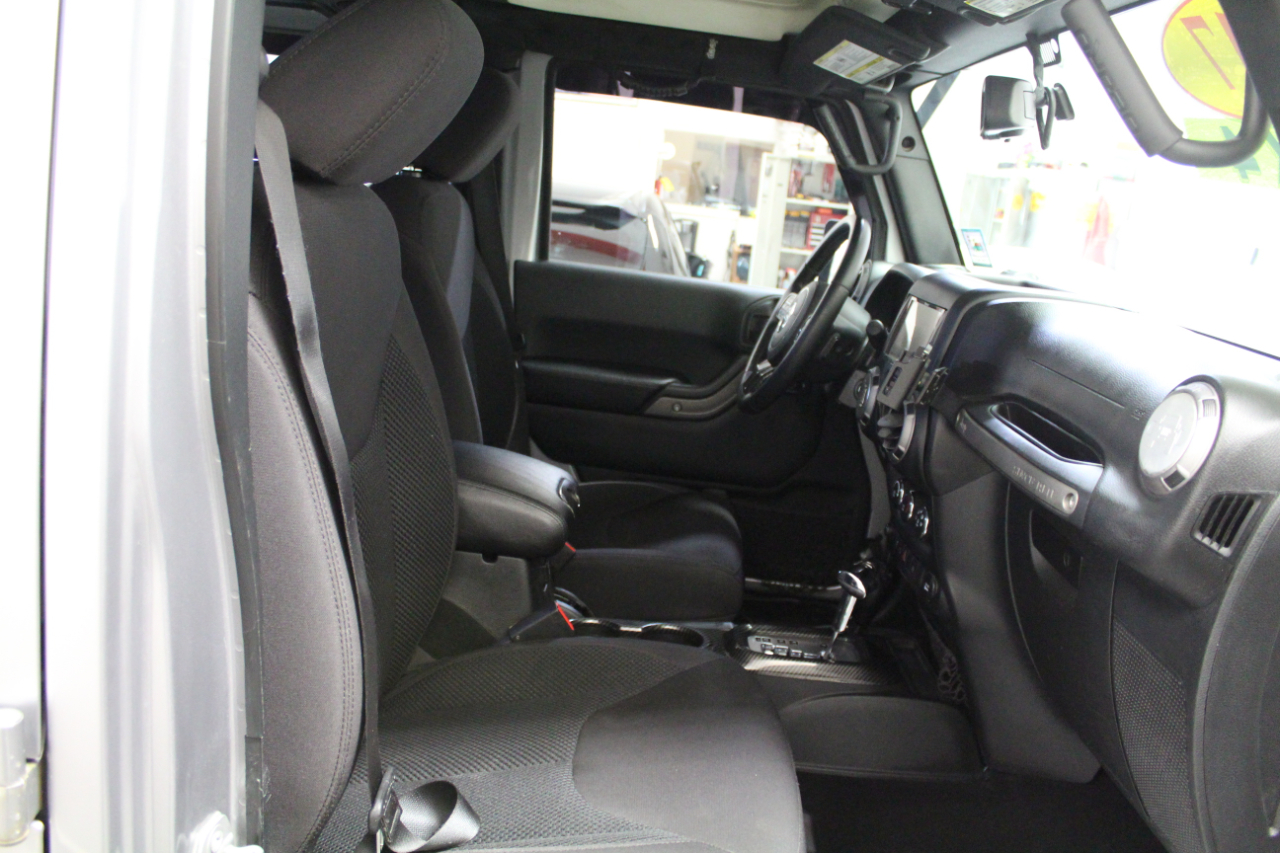 Jeep Wrangler Unlimited Big Bear 4x4 *Ltd Avail* 2017