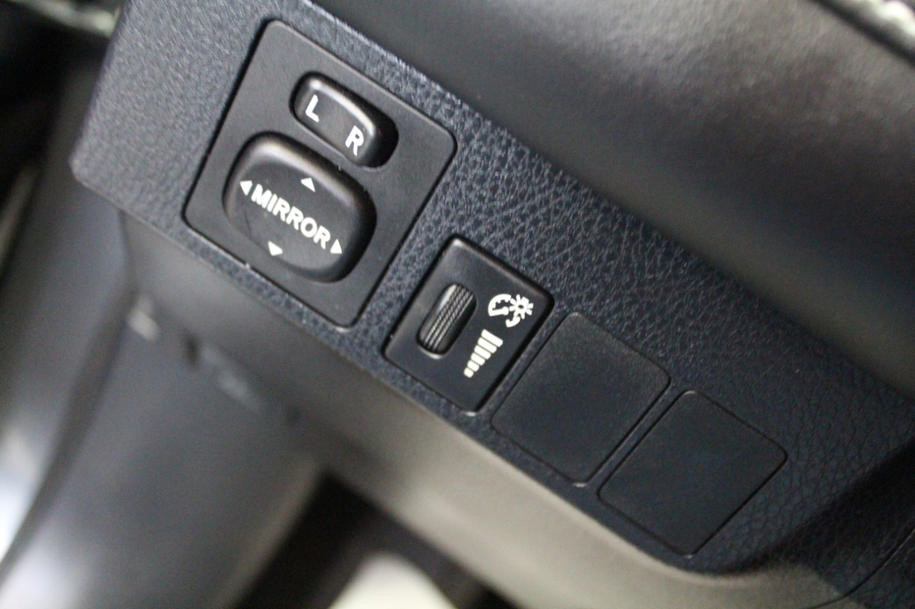 Toyota RAV4 AWD 4dr XLE (Natl) 2016