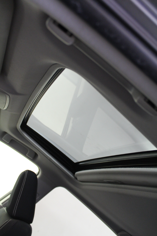 Toyota RAV4 AWD 4dr XLE (Natl) 2016