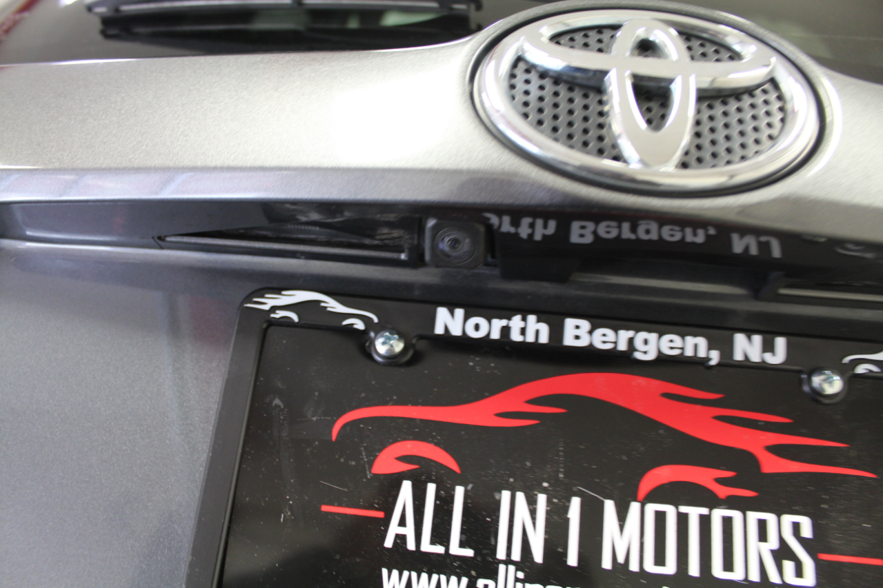 Toyota RAV4 AWD 4dr XLE (Natl) 2016