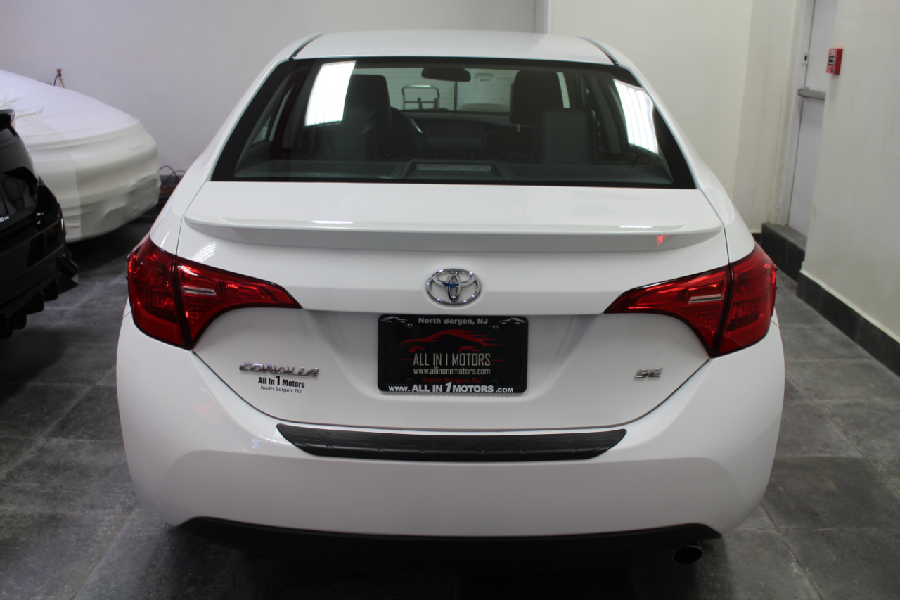Toyota Corolla SE CVT (Natl) 2019