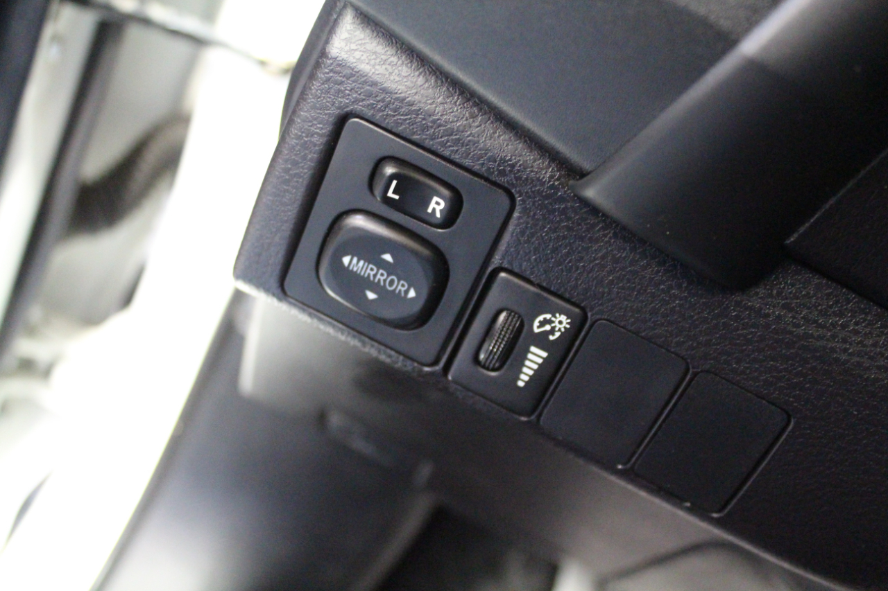 Toyota Corolla SE CVT (Natl) 2019