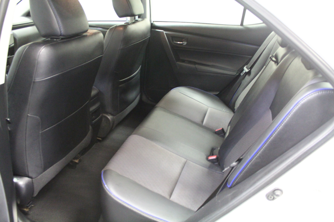 Toyota Corolla SE CVT (Natl) 2019