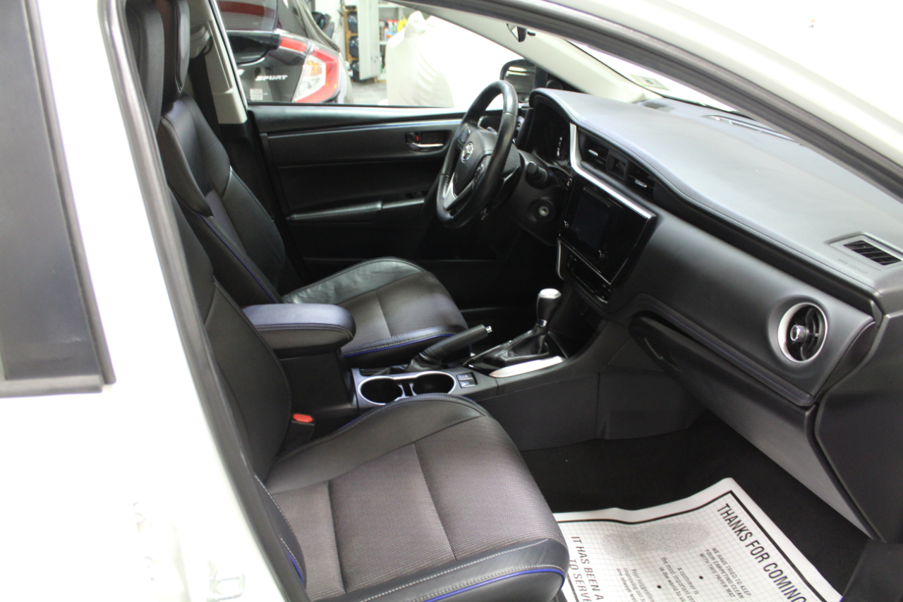 Toyota Corolla SE CVT (Natl) 2019