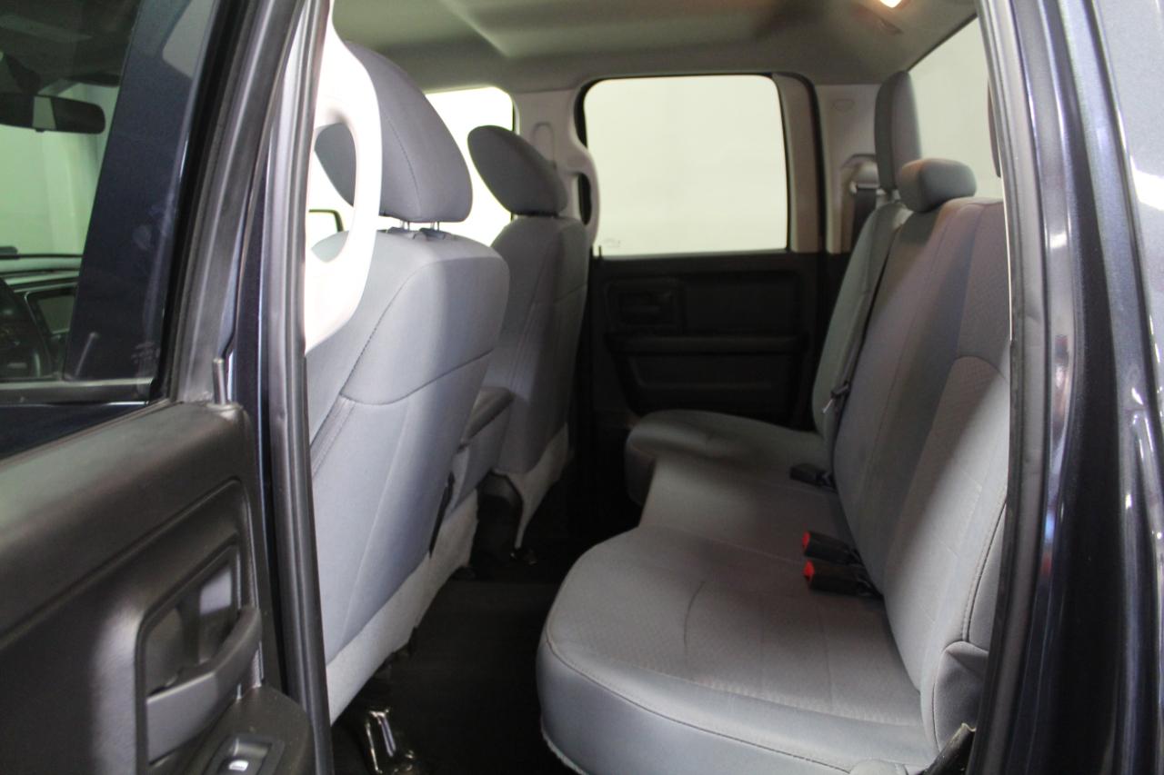 RAM 1500 Classic Express 4x4 Quad Cab 6'4" Box 2019