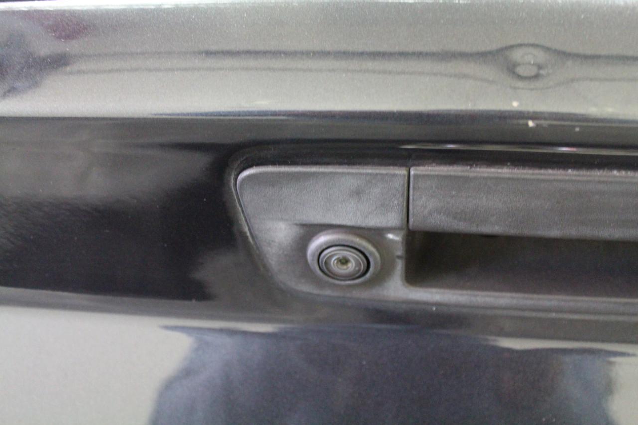 RAM 1500 Classic Express 4x4 Quad Cab 6'4" Box 2019