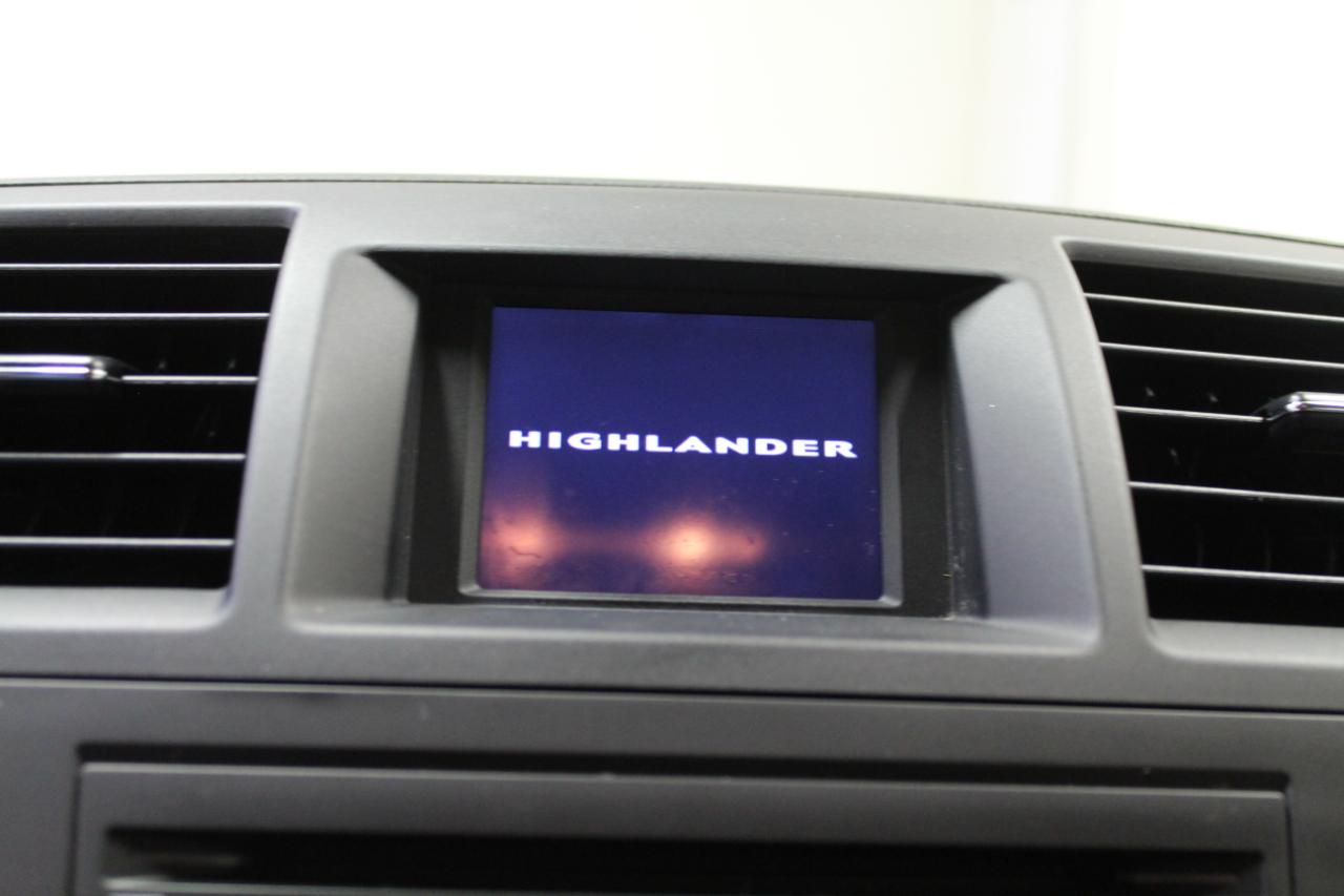 Toyota Highlander 4WD 4dr V6 (Natl) 2012