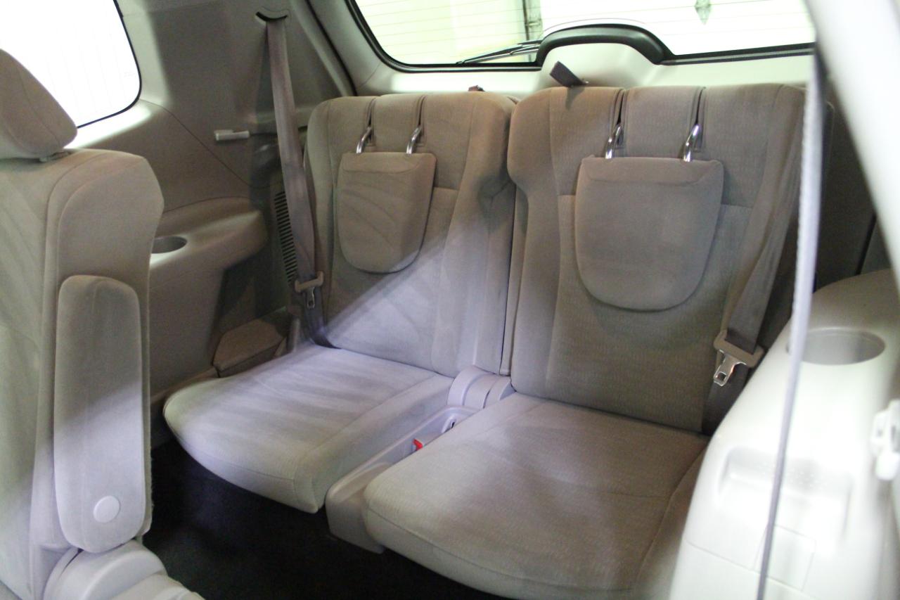 Toyota Highlander 4WD 4dr V6 (Natl) 2012