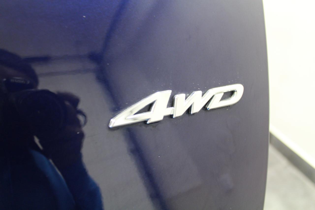 Toyota Highlander 4WD 4dr V6 (Natl) 2012