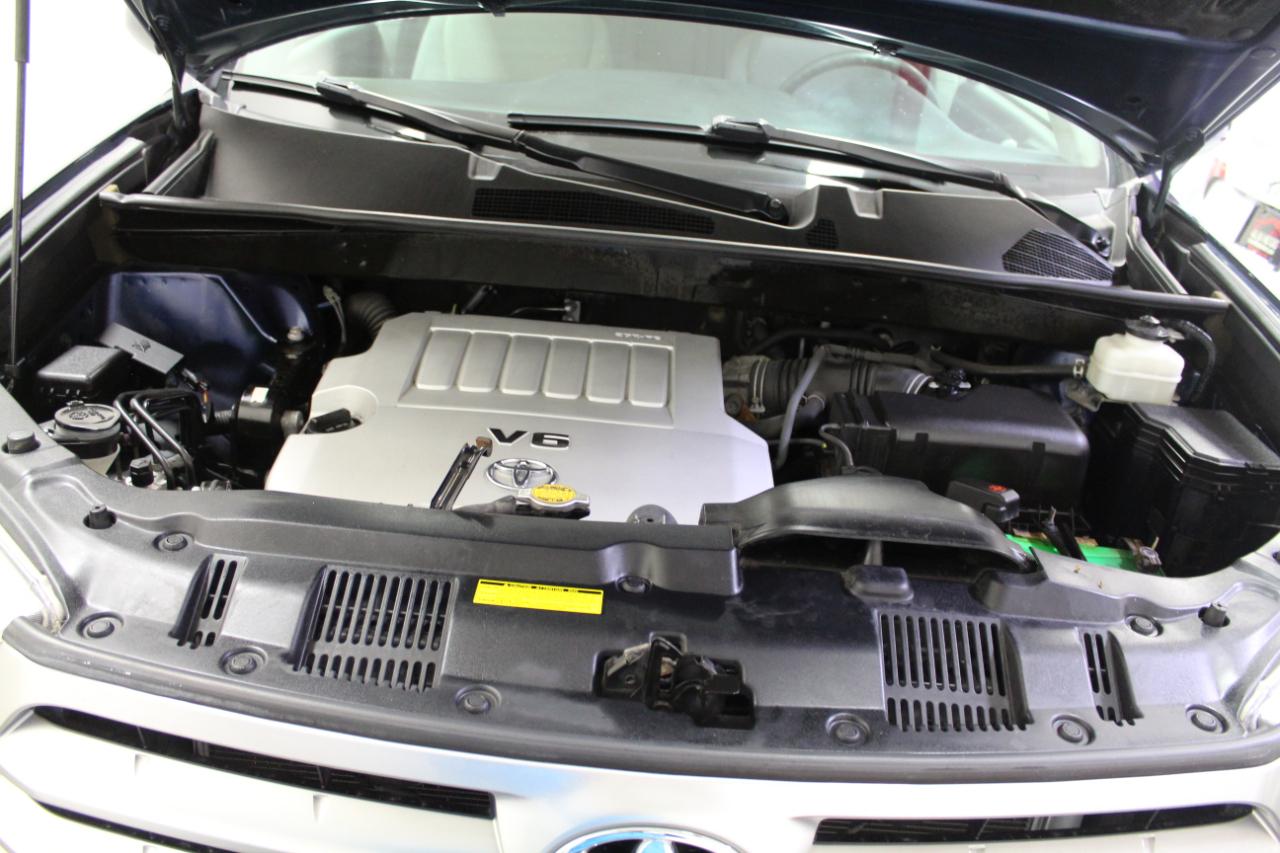Toyota Highlander 4WD 4dr V6 (Natl) 2012