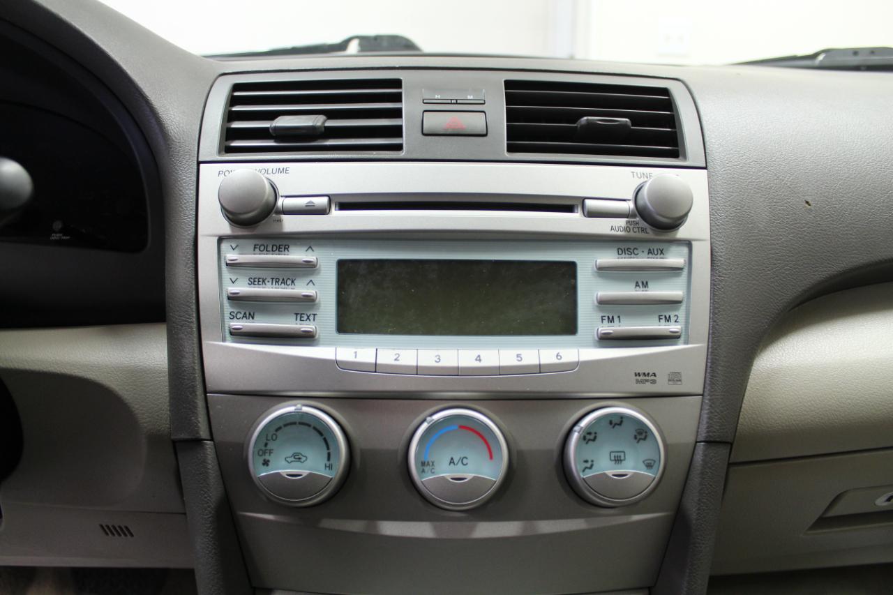 Toyota Camry 4dr Sdn I4 Auto (Natl) 2009