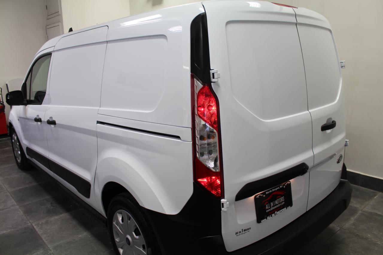Ford Transit Connect Van XL LWB w/Rear Symmetrical Doors 2022