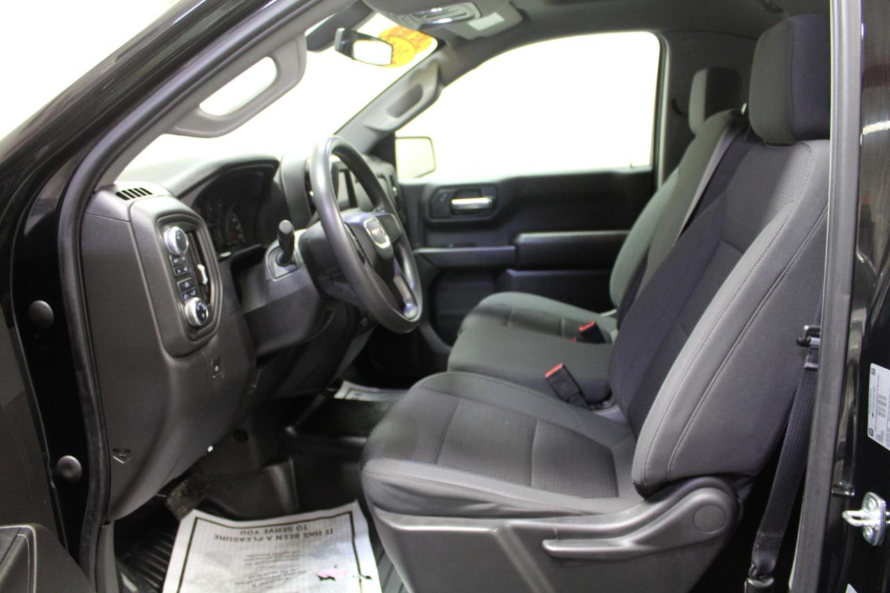 GMC Sierra 1500 Limited 4WD Reg Cab 140" Pro 2022