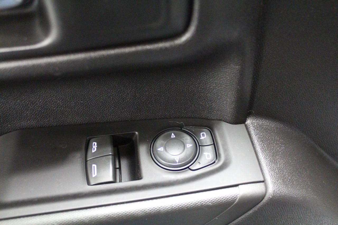 GMC Sierra 1500 Limited 4WD Reg Cab 140" Pro 2022