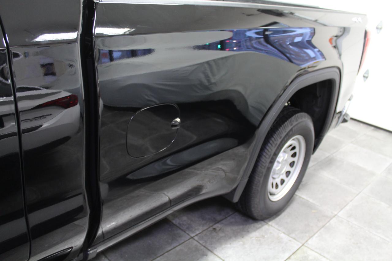 GMC Sierra 1500 Limited 4WD Reg Cab 140" Pro 2022