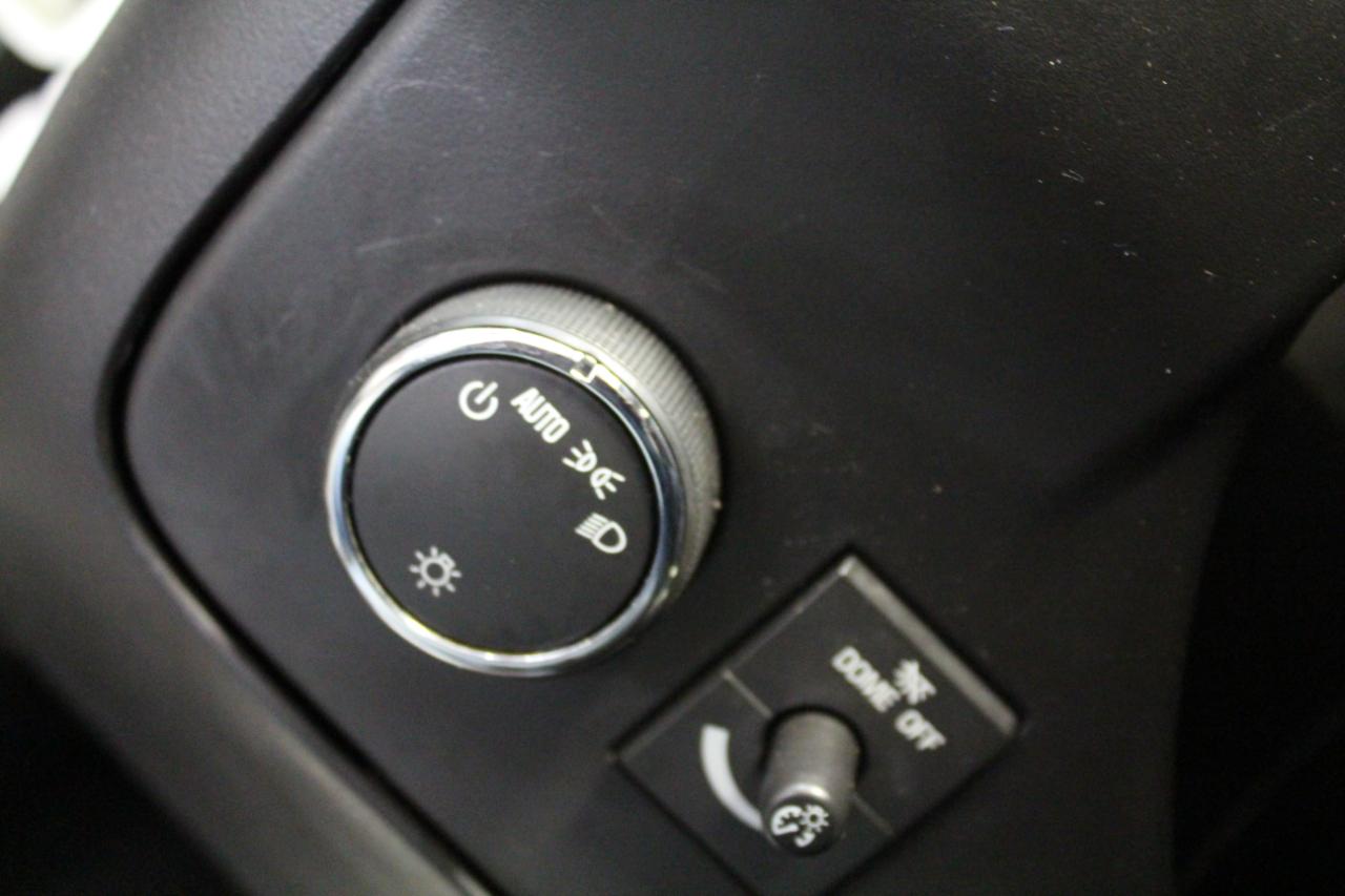 Chevrolet Express Cargo Van RWD 2500 135" 2020