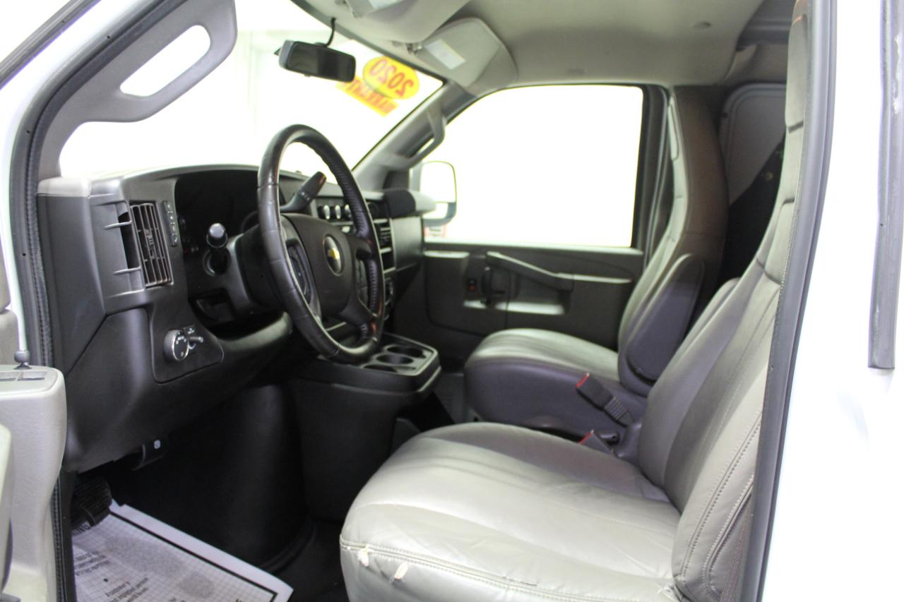 Chevrolet Express Cargo Van RWD 2500 135" 2020