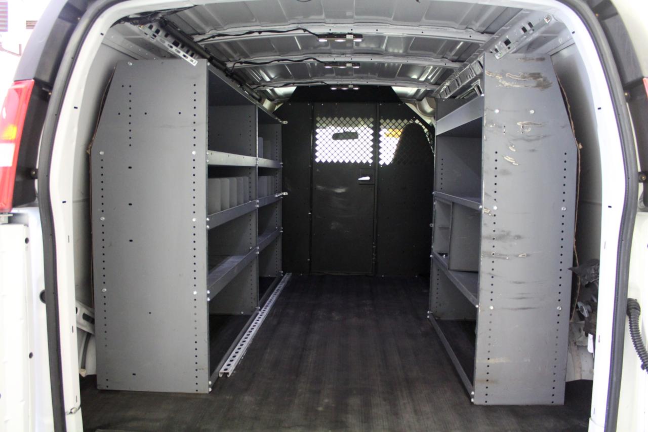 Chevrolet Express Cargo Van RWD 2500 135" 2020