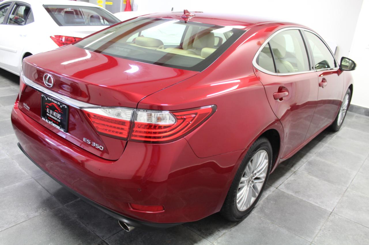 Lexus ES 350 4dr Sdn 2013
