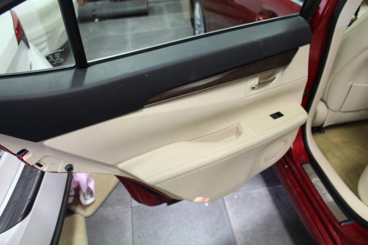 Lexus ES 350 4dr Sdn 2013