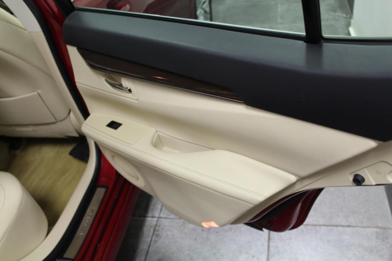 Lexus ES 350 4dr Sdn 2013