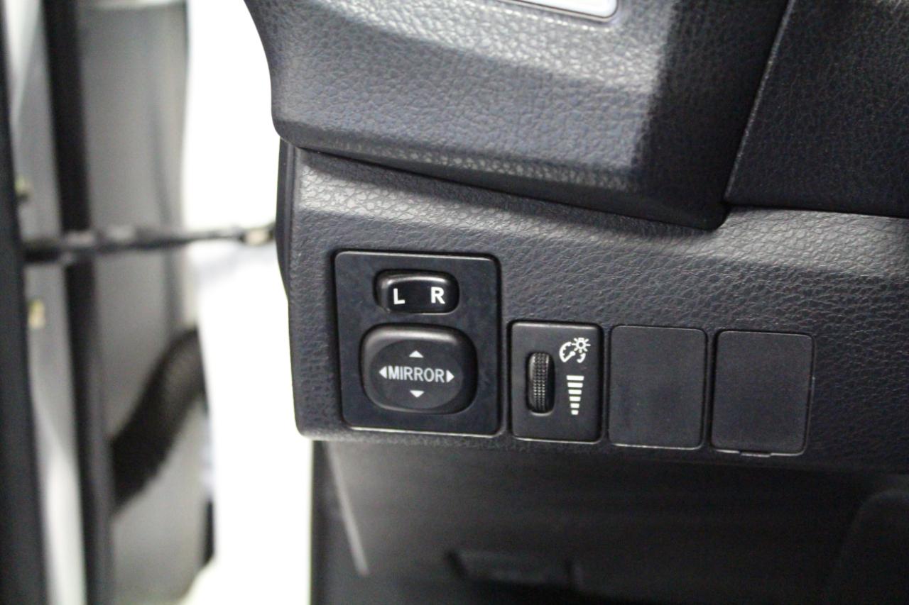 Toyota Corolla 4dr Sdn CVT S Plus (Natl) 2014