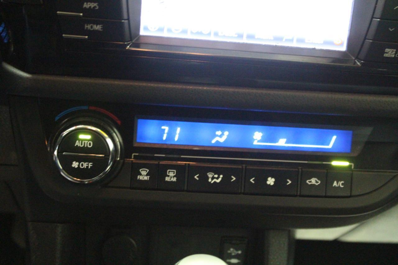 Toyota Corolla 4dr Sdn CVT S Plus (Natl) 2014