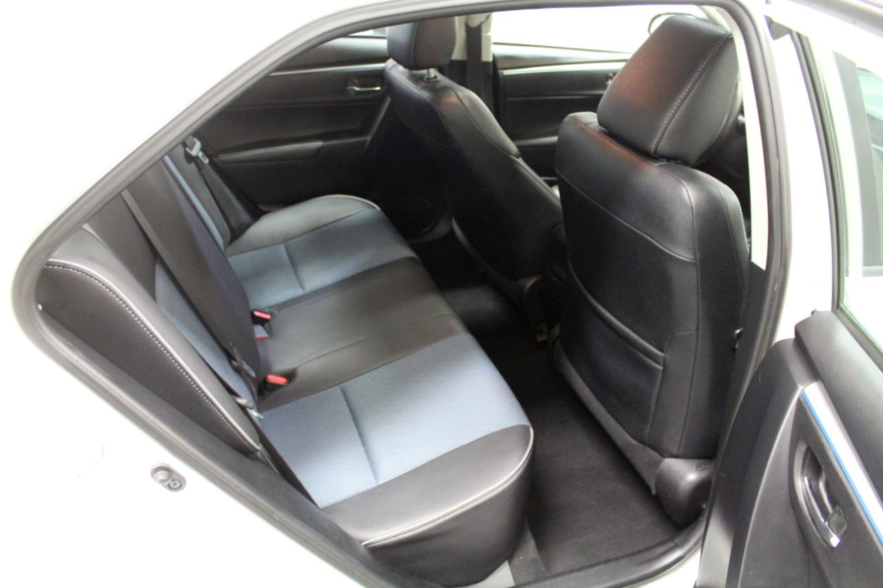 Toyota Corolla 4dr Sdn CVT S Plus (Natl) 2014