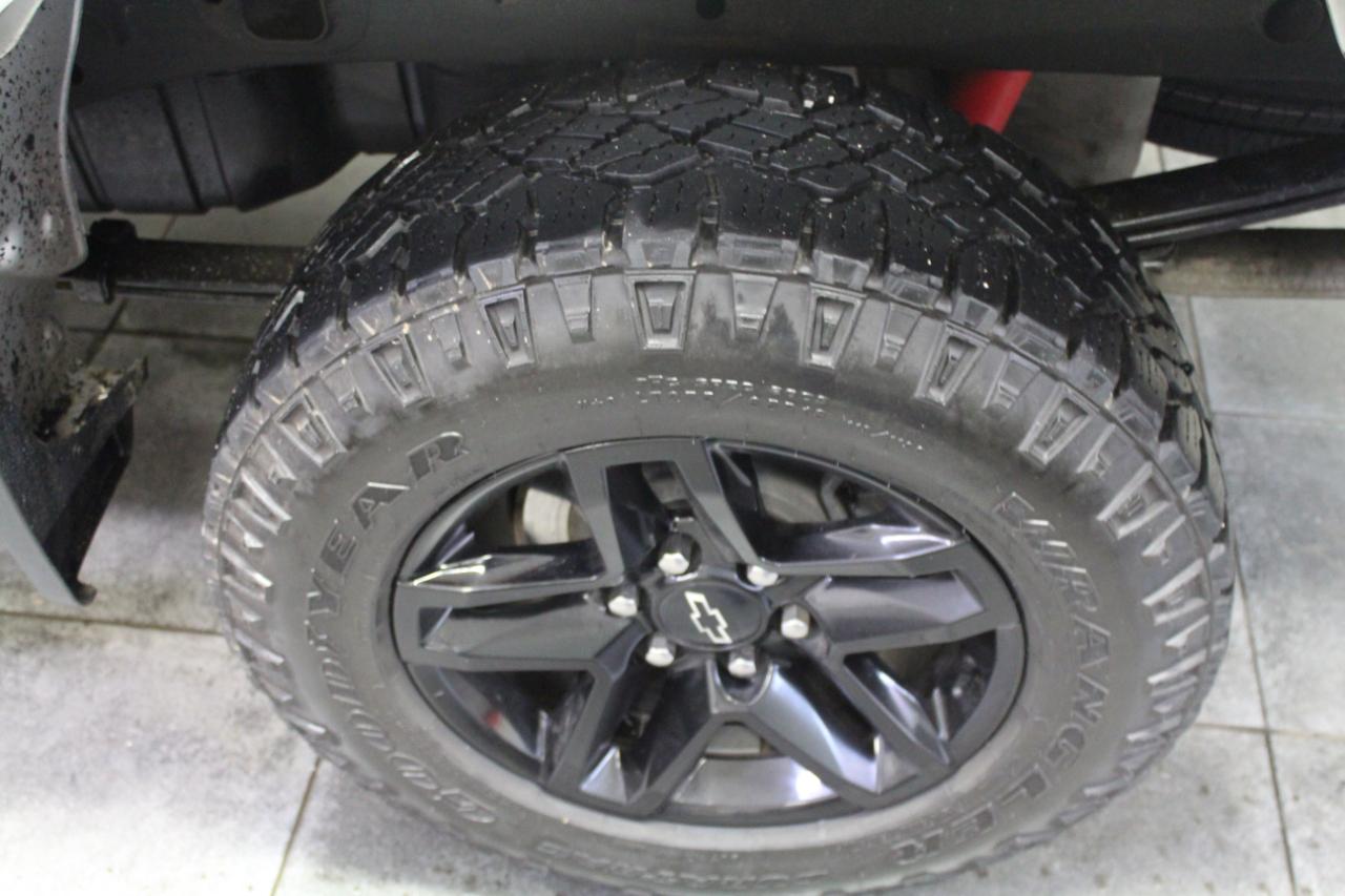 Chevrolet Silverado 1500 4WD Crew Cab 147" LT Trail Boss 2021