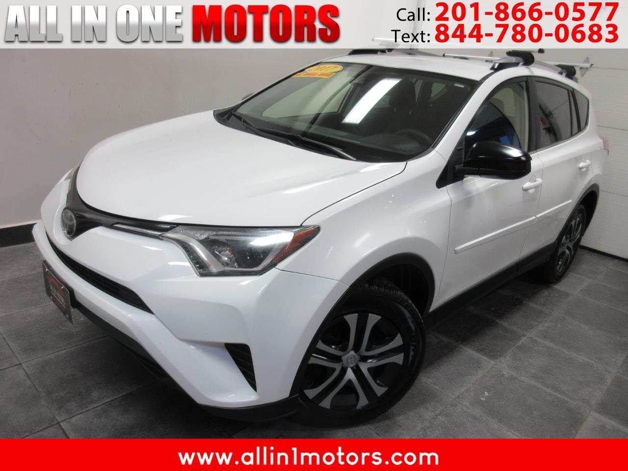 2017 Toyota RAV4 LE AWD (Natl)