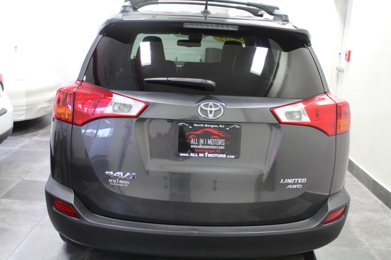 Toyota RAV4 AWD 4dr Limited (Natl) 2015