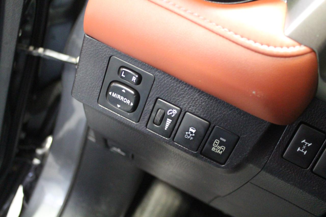 Toyota RAV4 AWD 4dr Limited (Natl) 2015