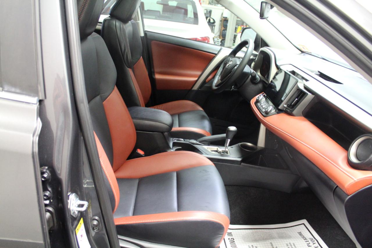 Toyota RAV4 AWD 4dr Limited (Natl) 2015