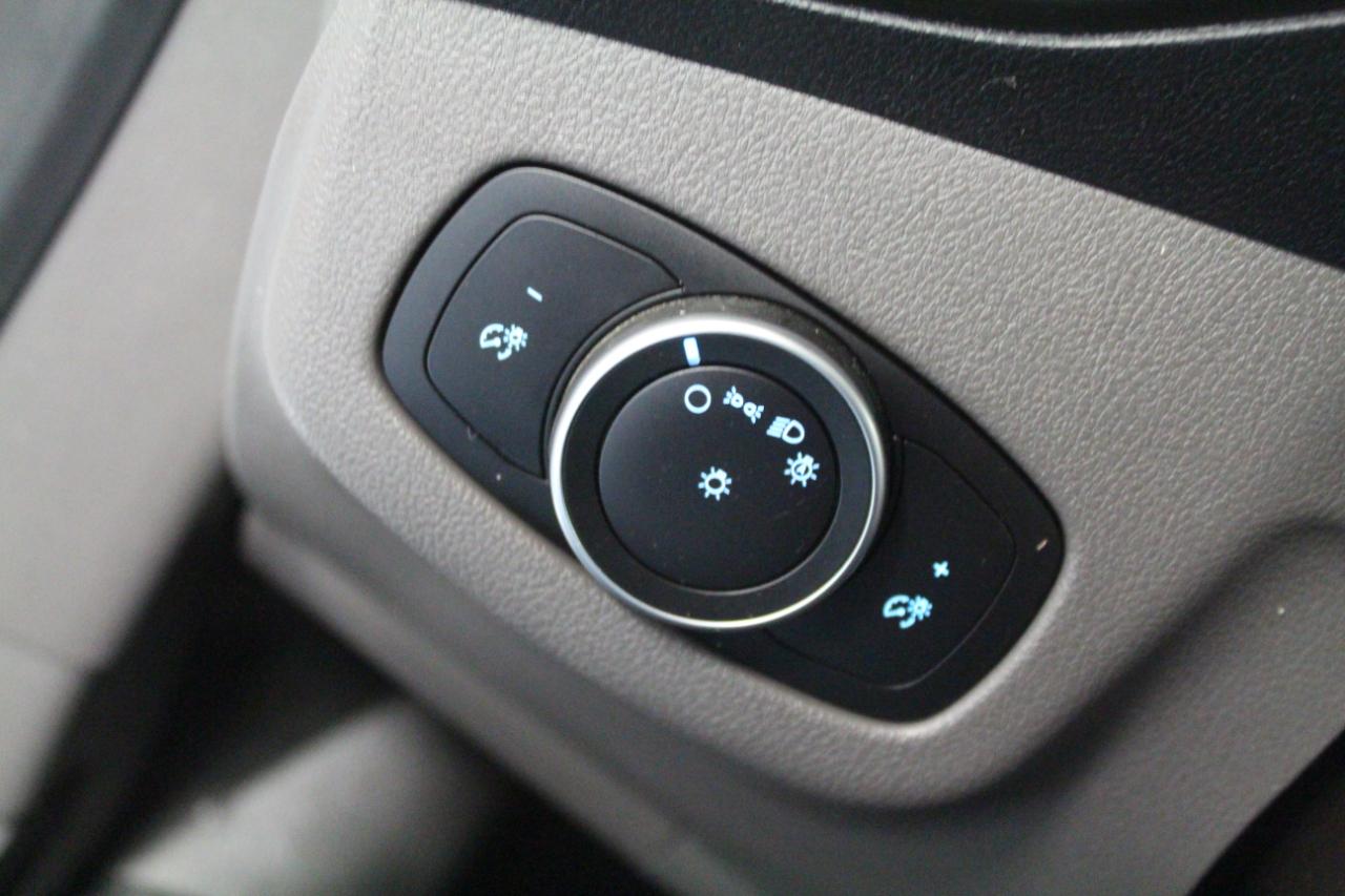 Ford Transit Connect Van XL SWB w/Rear Symmetrical Doors 2020