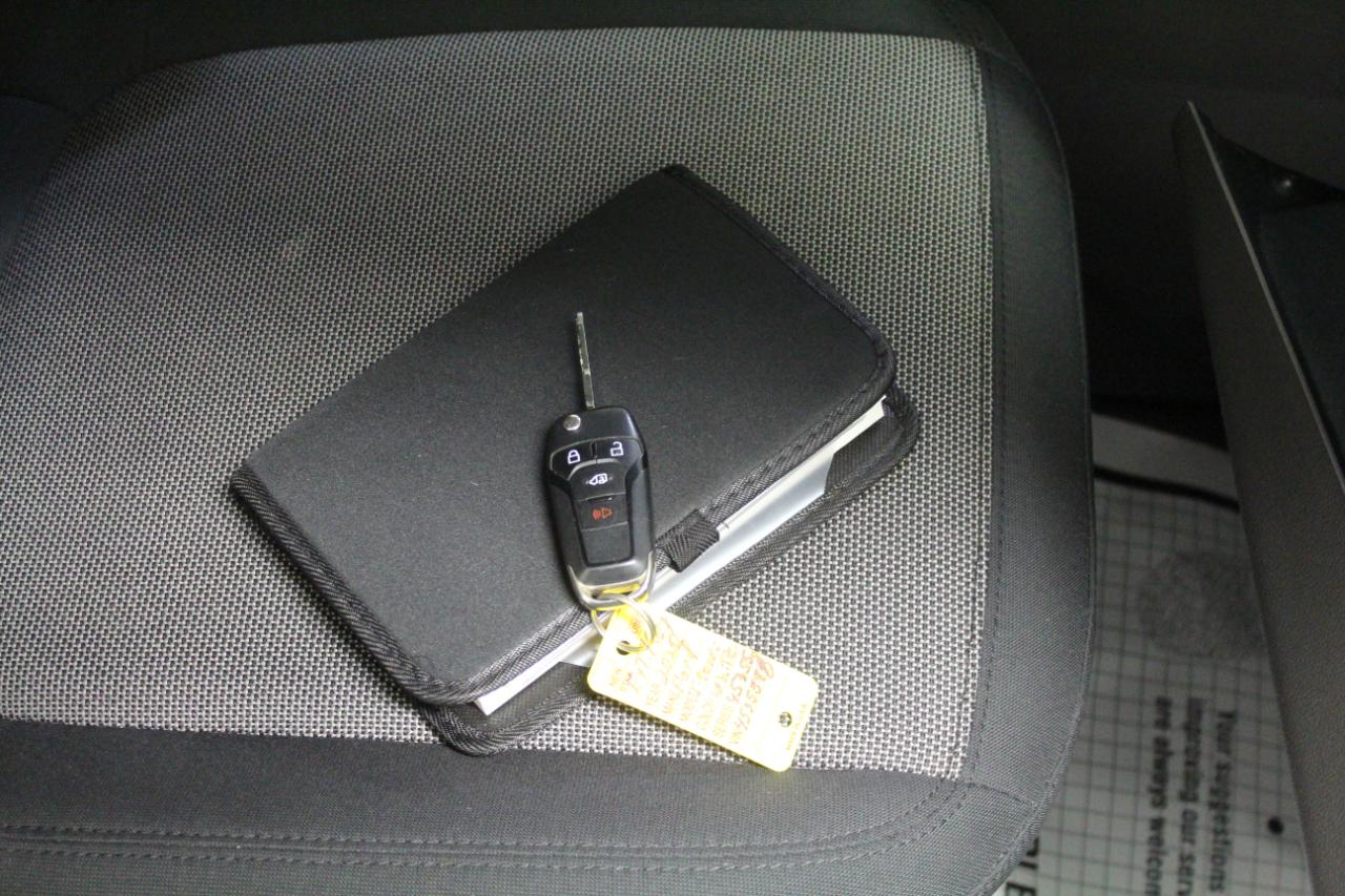 Ford Transit Connect Van XL SWB w/Rear Symmetrical Doors 2020