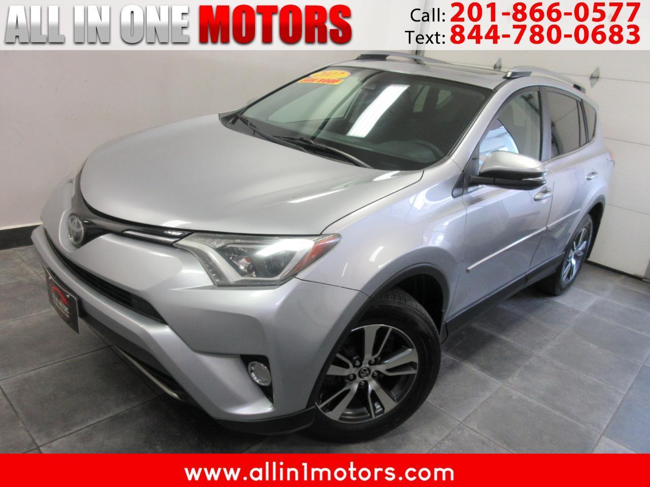 Toyota RAV4 XLE AWD (Natl) 2017