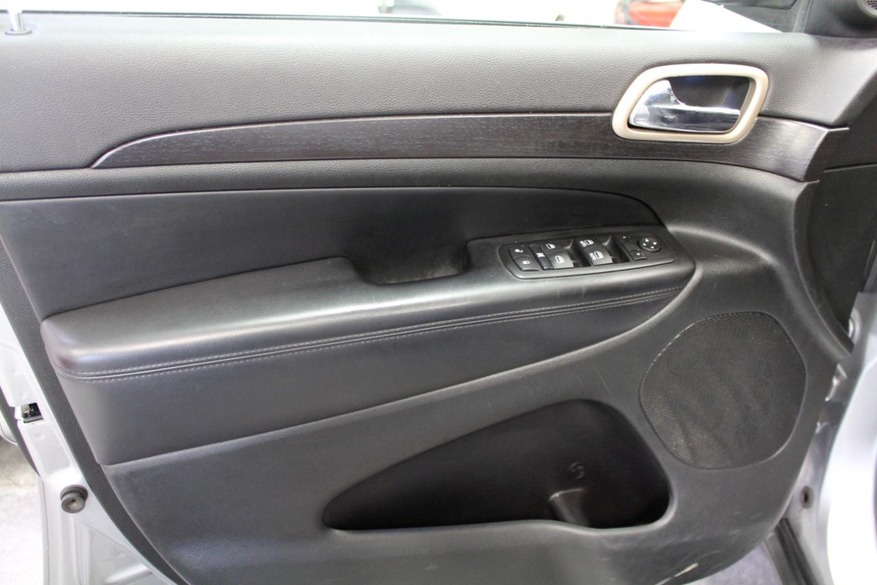 Jeep Grand Cherokee 4WD 4dr Laredo 2014