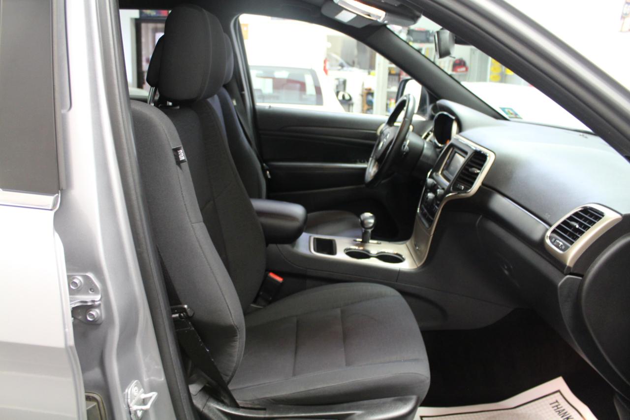 Jeep Grand Cherokee 4WD 4dr Laredo 2014