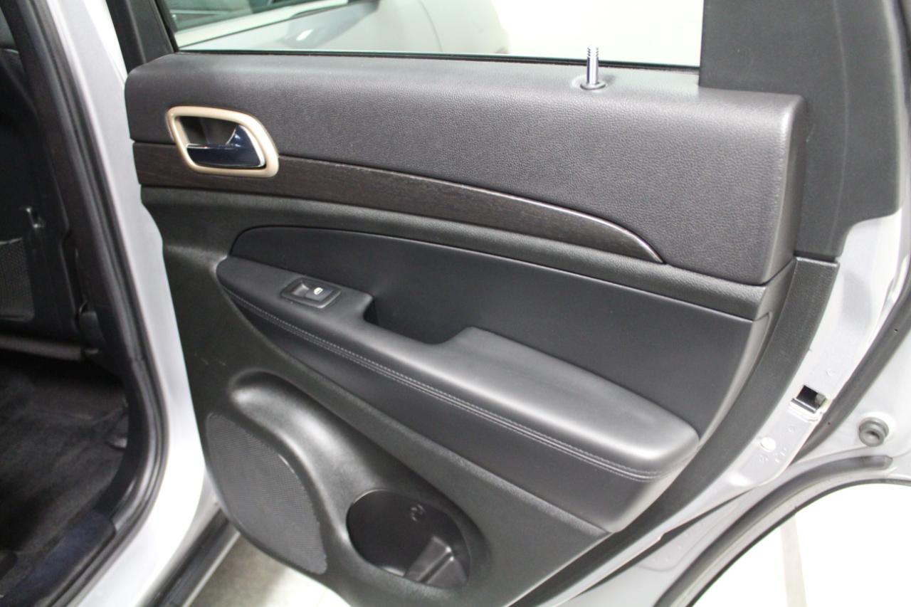 Jeep Grand Cherokee 4WD 4dr Laredo 2014