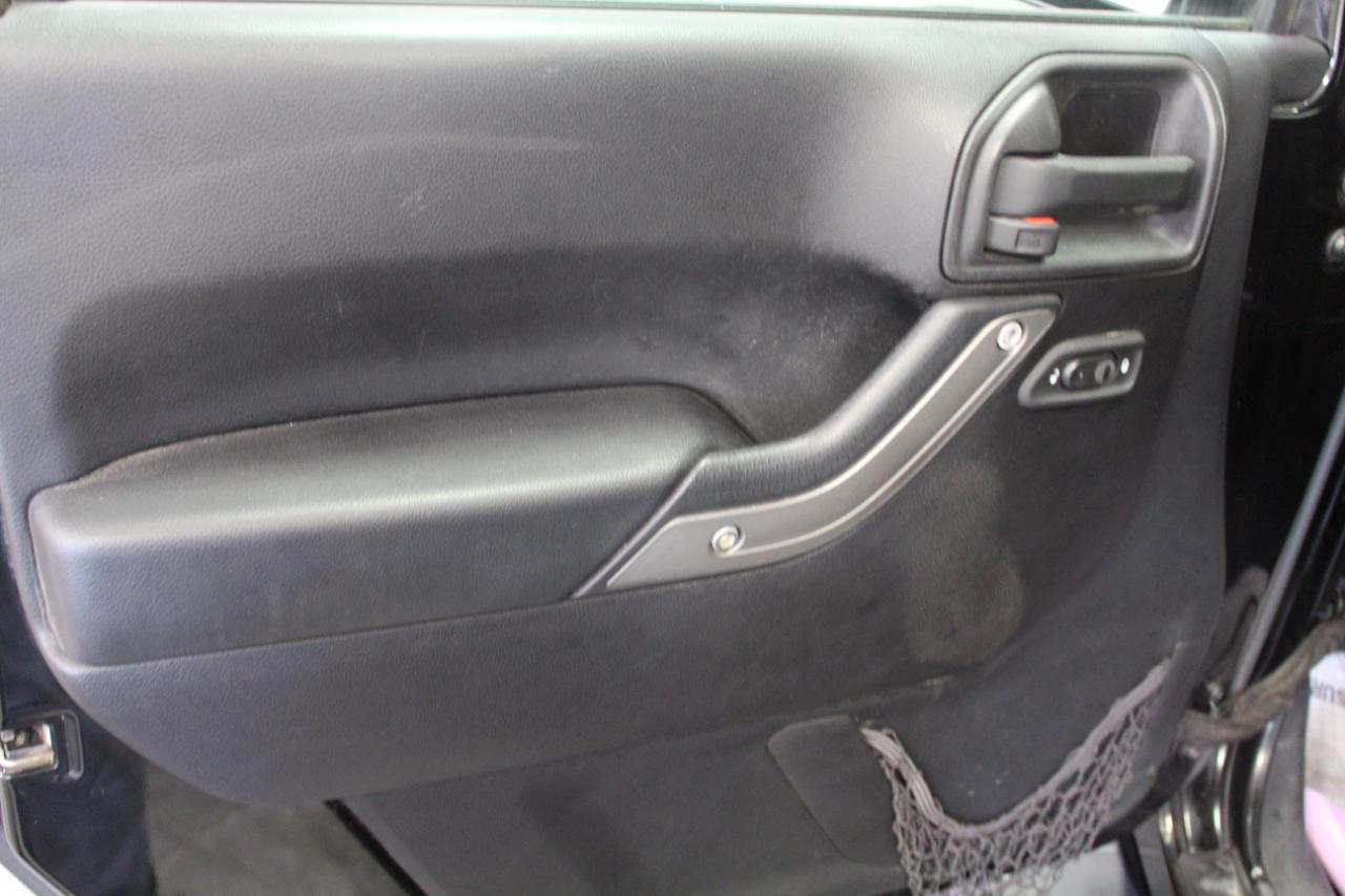 Jeep Wrangler 4WD 2dr Sport 2016