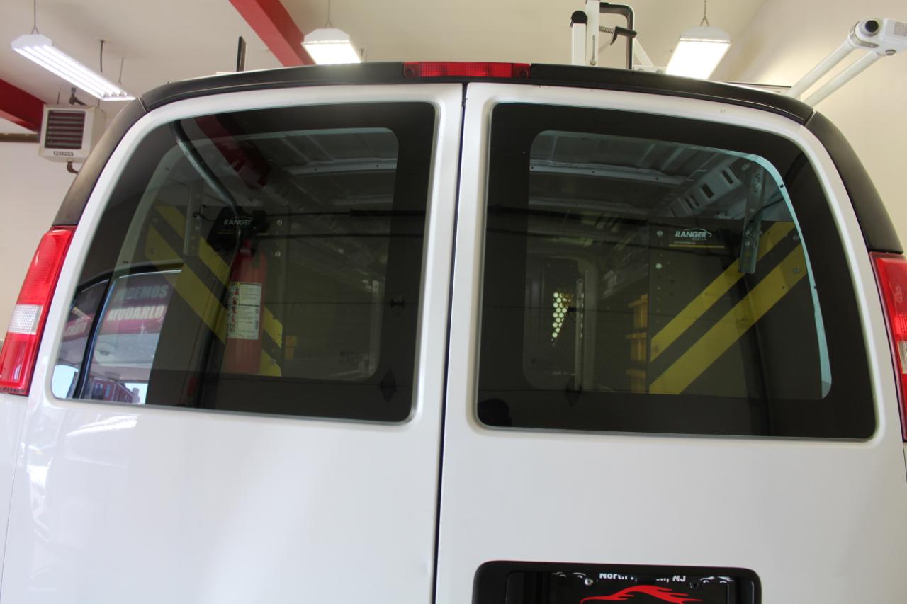 GMC Savana Cargo Van RWD 2500 135" 2020