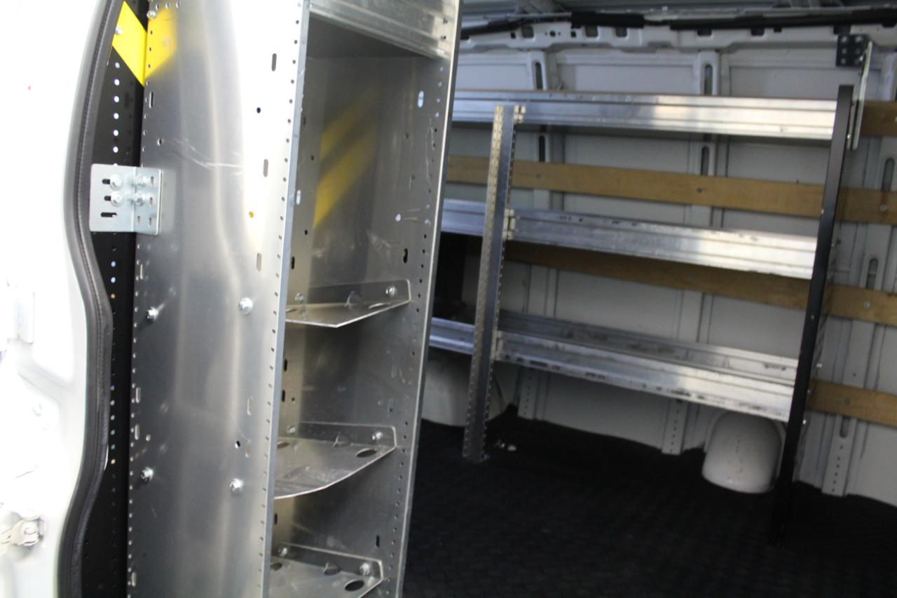 GMC Savana Cargo Van RWD 2500 135" 2020